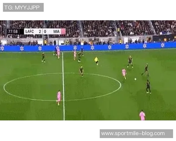 迈阿密国际首失一球门将失误送点苏里奇稳健罚入扳平比分