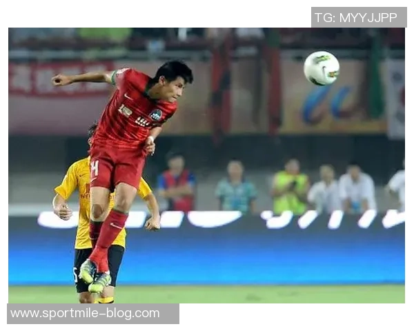 黄希扬谈转型与本土人才培养期望留在铜梁龙为重庆足球贡献力量